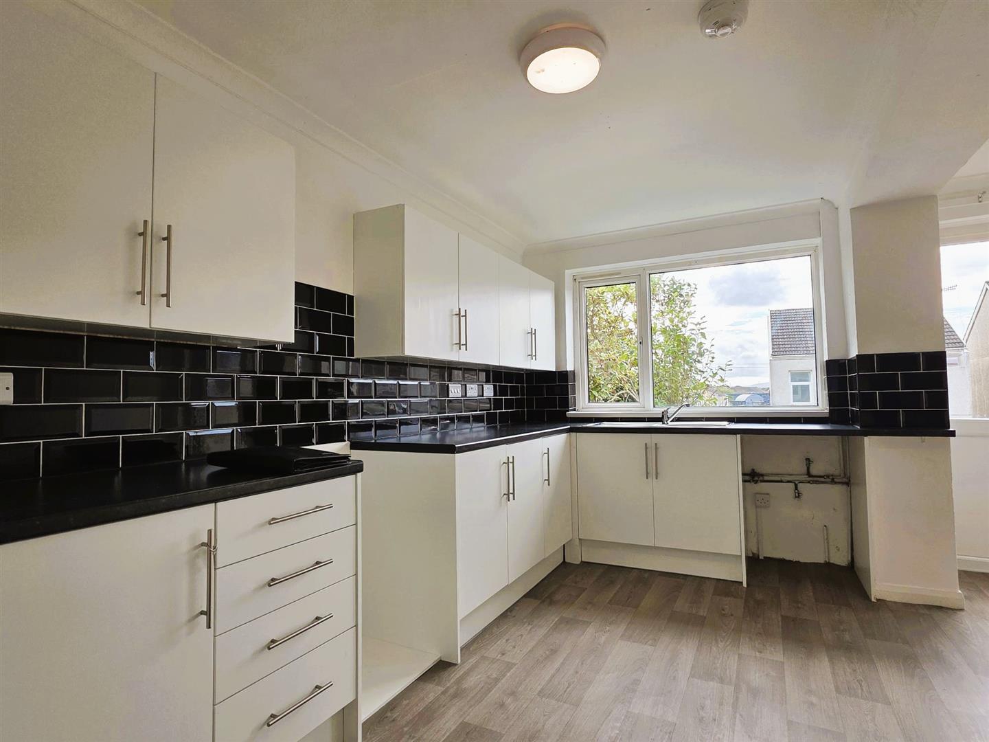 Dillwyn Street, Llanelli, SA15 1BU